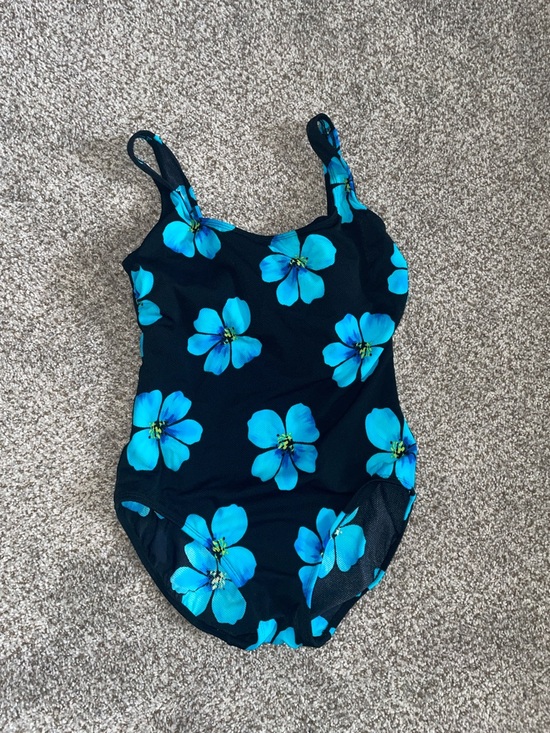 Robby Len Other - Women's Blue Floral One-Piece Swimsuit - Classic Fit